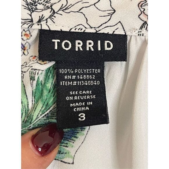 Torrid women’s lot bundle size 3 or 3X jacket and blouse - Picture 12 of 12